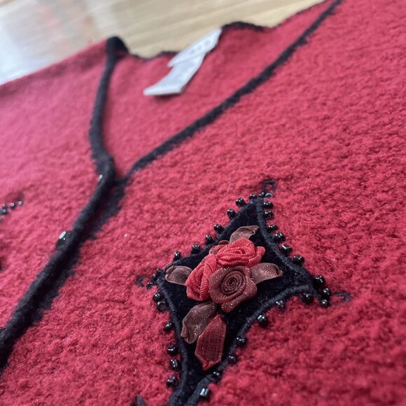 Koret Vtg 90s Wool Sweater Vest Women 2X Red 3D Art Floral Beaded Button Knit - Picture 5 of 16